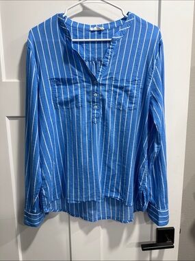 Carve designs blouse, medium